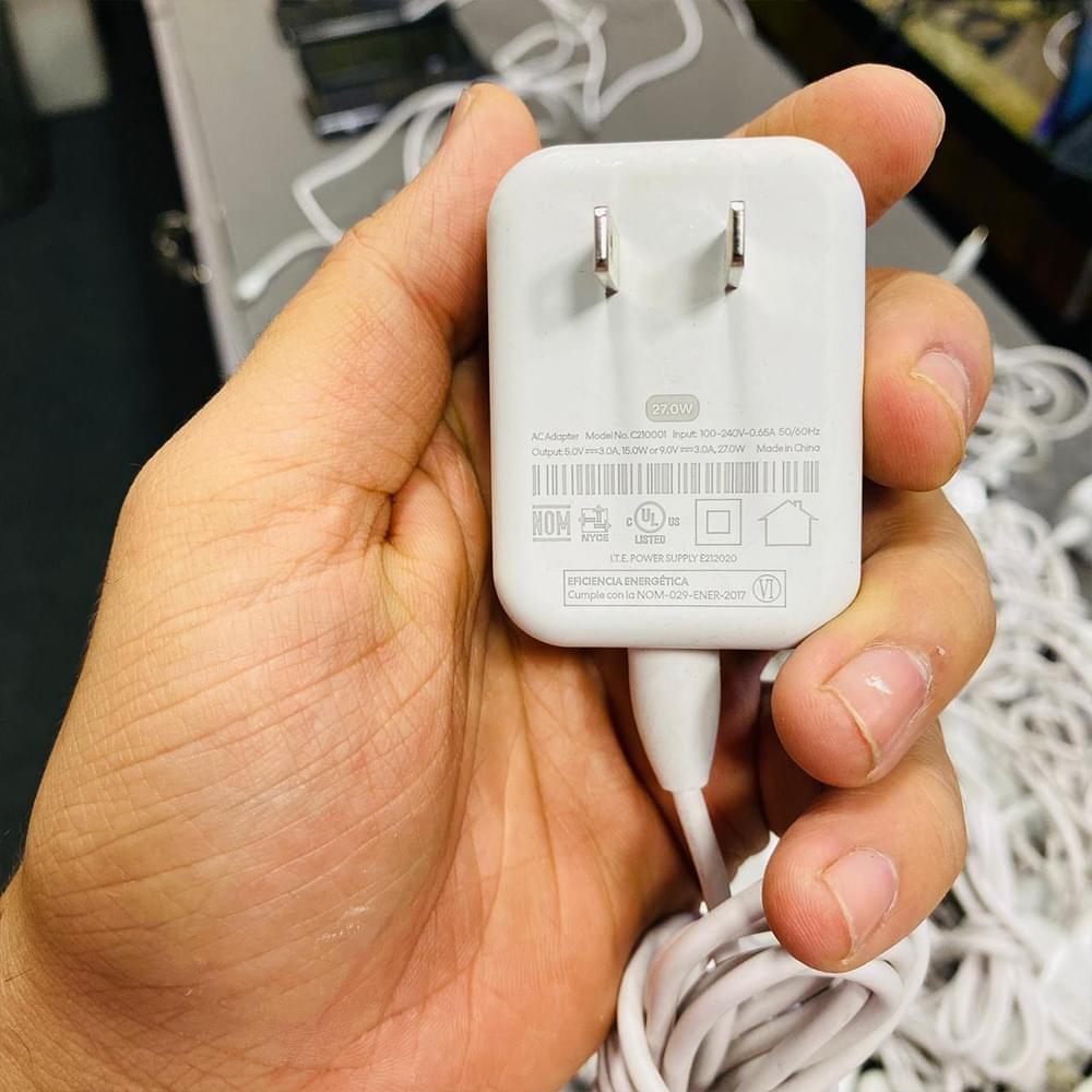 27W Fast Charger Adapter – Quick Charge USB & Type-C Power Adapter - Image 3